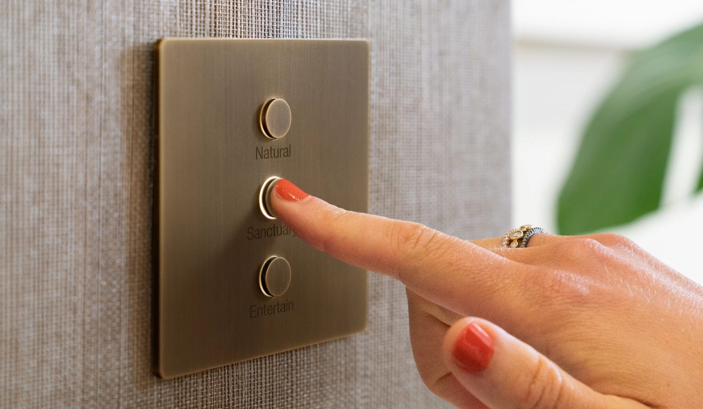 Enhance Your Smart Lutron Alisse Keypads with Reels Tech